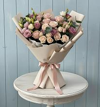 Букет цветов из:  Розы и Лизиантусы в Преображенском Ставропольского края