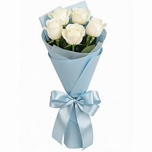 Букет 5 Белых роз Проуд в Преображенском Ставропольского края