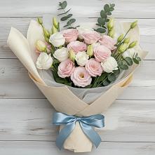 Букет цветов из:  Лизиантусы в Преображенском Ставропольского края