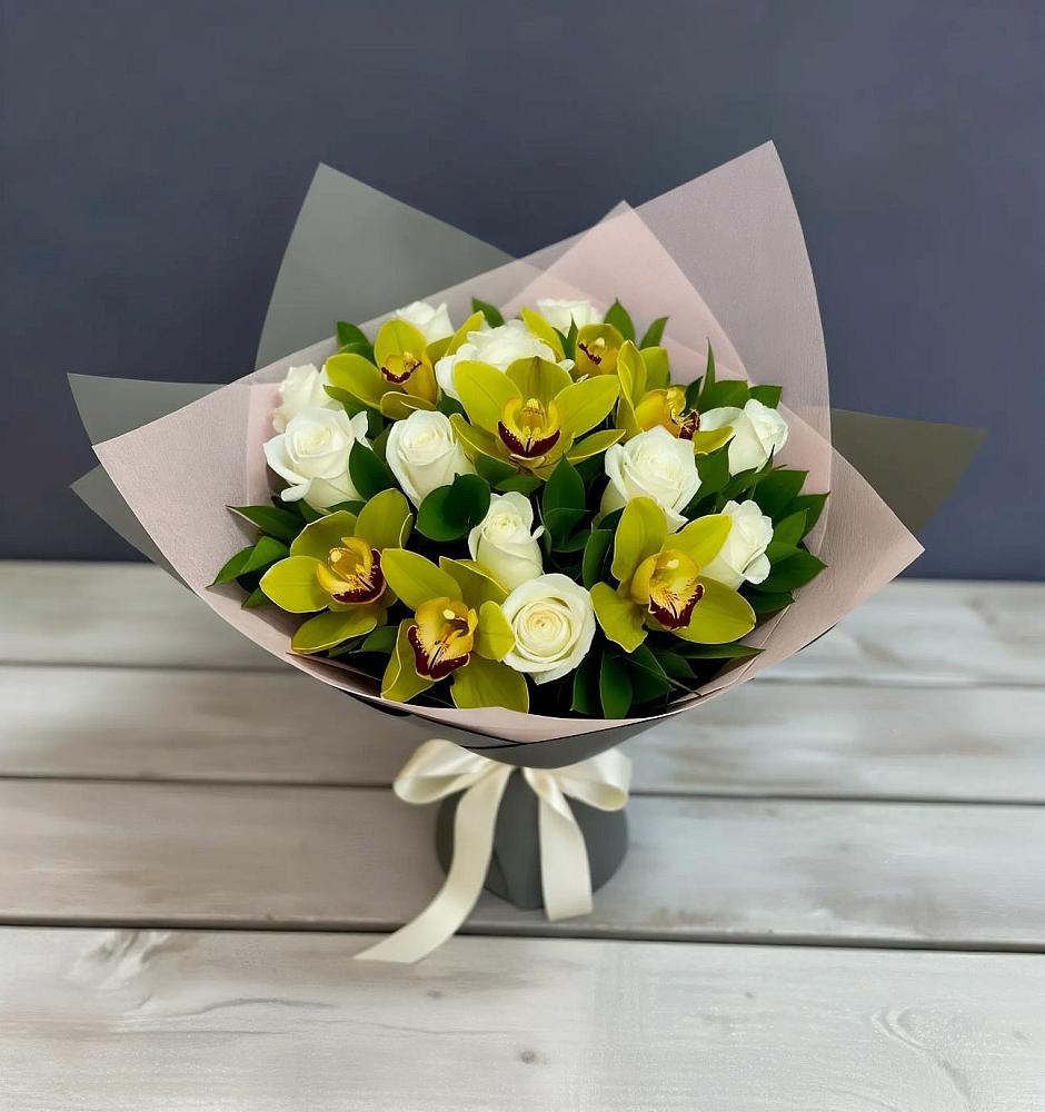 Букет цветов из: Орхидеи и Розы в Преображенском Ставропольского края