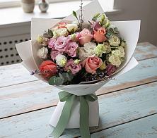 Букет цветов из:  Розы, Лизиантусы и Гвоздики в Преображенском Ставропольского края