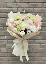 Букет цветов из:  Гвоздики, Розы, Лизиантусы и Хризантемы в Преображенском Ставропольского края