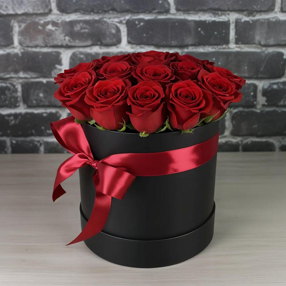 Цветочная композиция из Розы в шляпной коробке в Преображенском Ставропольского края