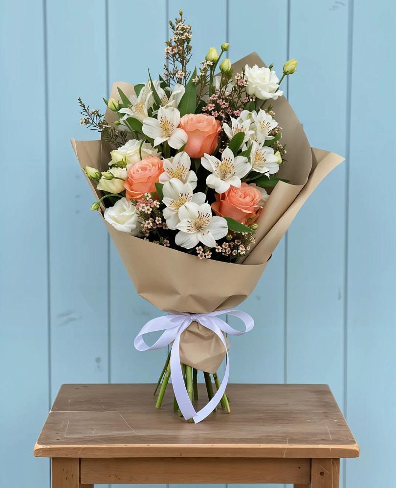 Букет цветов из: Альстромерии, Лизиантусы, Розы и Хризантемы в Преображенском Ставропольского края