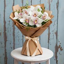 Букет цветов из:  Орхидеи и Розы в Преображенском Ставропольского края