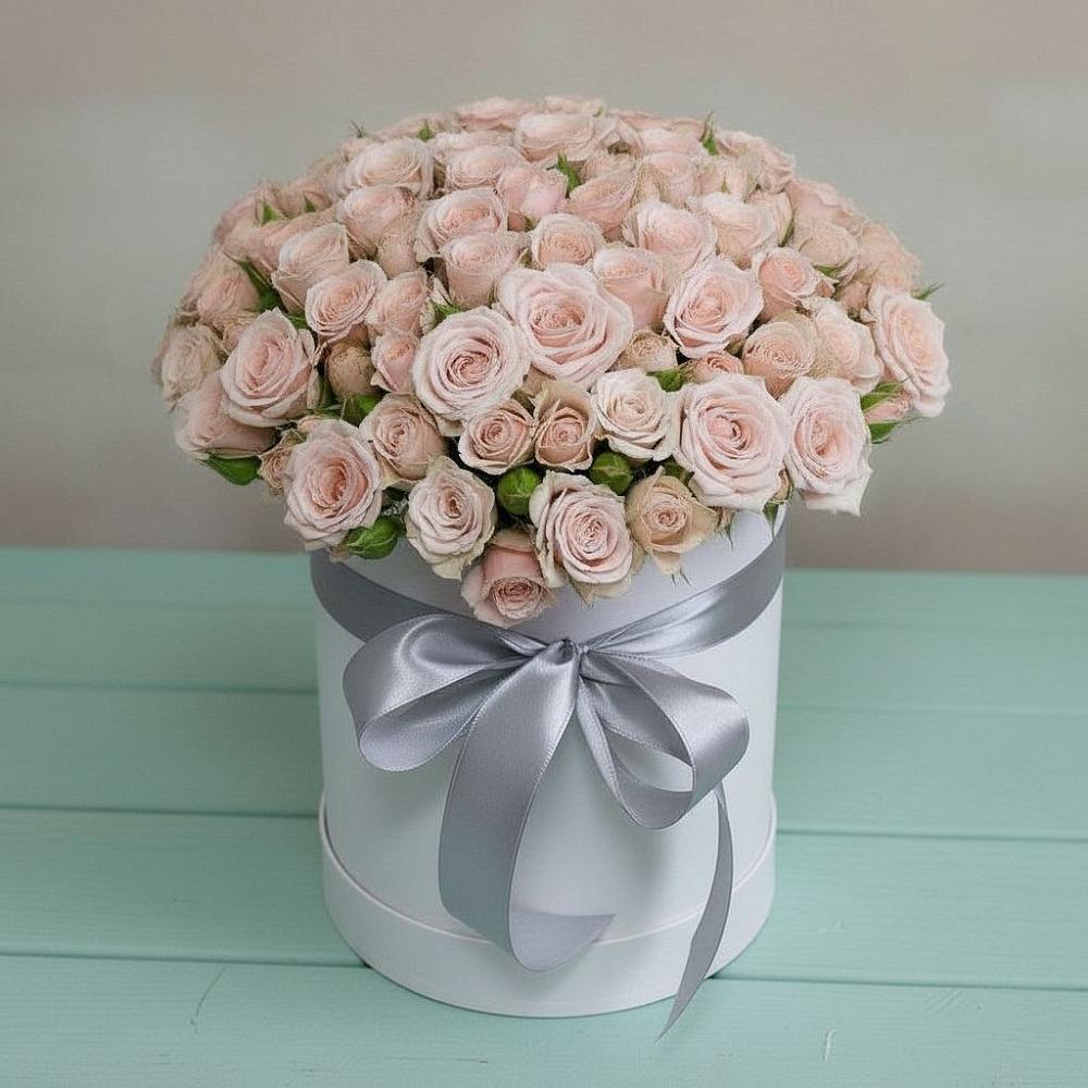 Цветочная композиция из Розы в шляпной коробке в Преображенском Ставропольского края